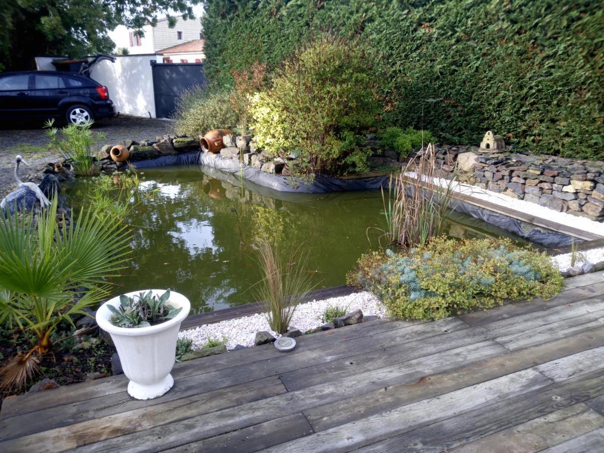 Mas Des Vignes Piscine Chauffee Bed & Breakfast Le Champ-Saint-Pere Exterior photo